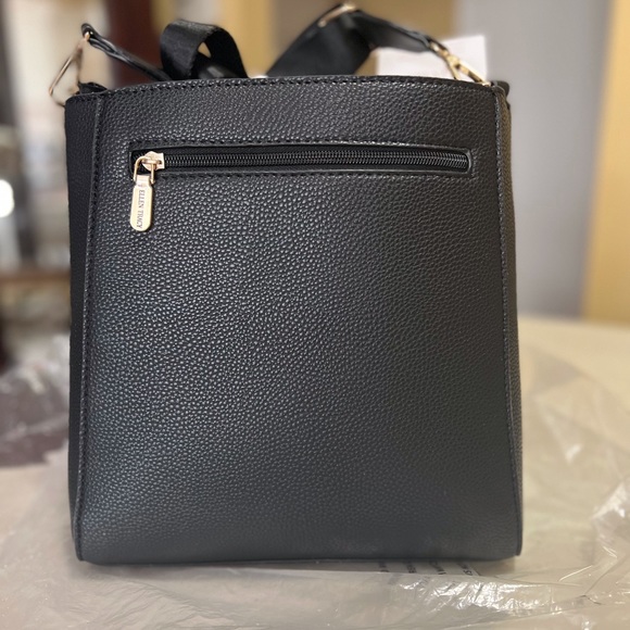 Ellen Tracy Handbags Pebble Grain Hobo W/Convertible Handle Straps. Brand New. - Picture 3 of 8